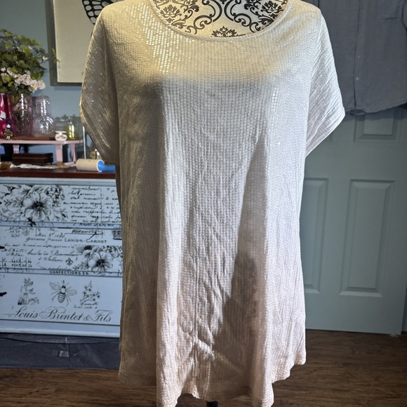 Crosby & Howard Tops - Crosby Sequined Top Sz‎ Xl Beige Or Blush